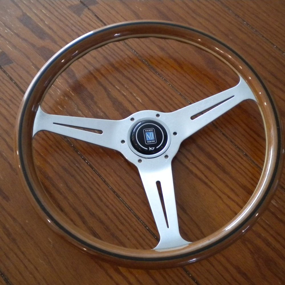 Wood & Chrome Nardi Torino Racing Steering Wheel